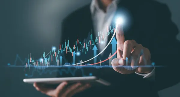 Die Anziehung internationaler Investitionen spielt eine entscheidende Rolle für die Entwicklung von Nationen.
