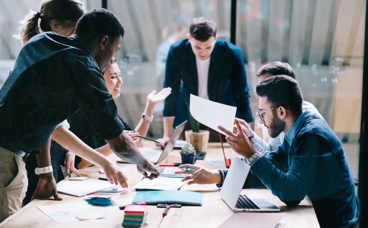 Comment utiliser les relations publiques pour attirer les investisseurs vers votre entreprise