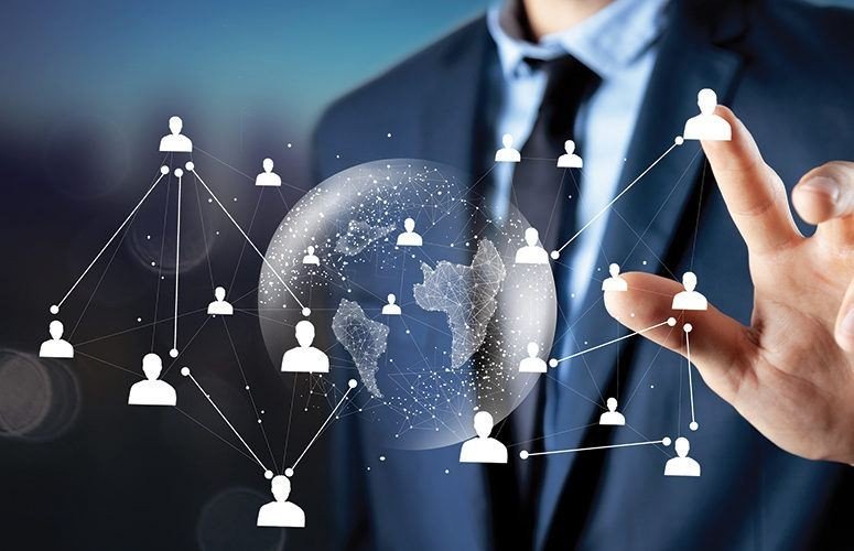 À mesure que les entreprises se développent sur les marchés mondiaux, les employés ayant une connaissance des cultures, des marchés et des réglementations internationales aideront l'entreprise à surmonter les défis et à maximiser les opportunités.